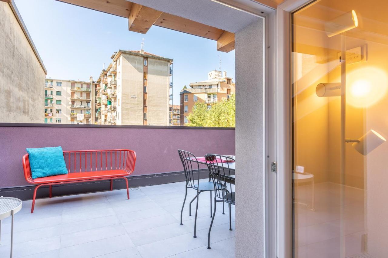Joivy Contemporary Apartments In Historical Giambellino-Lorenteggio Милан Экстерьер фото