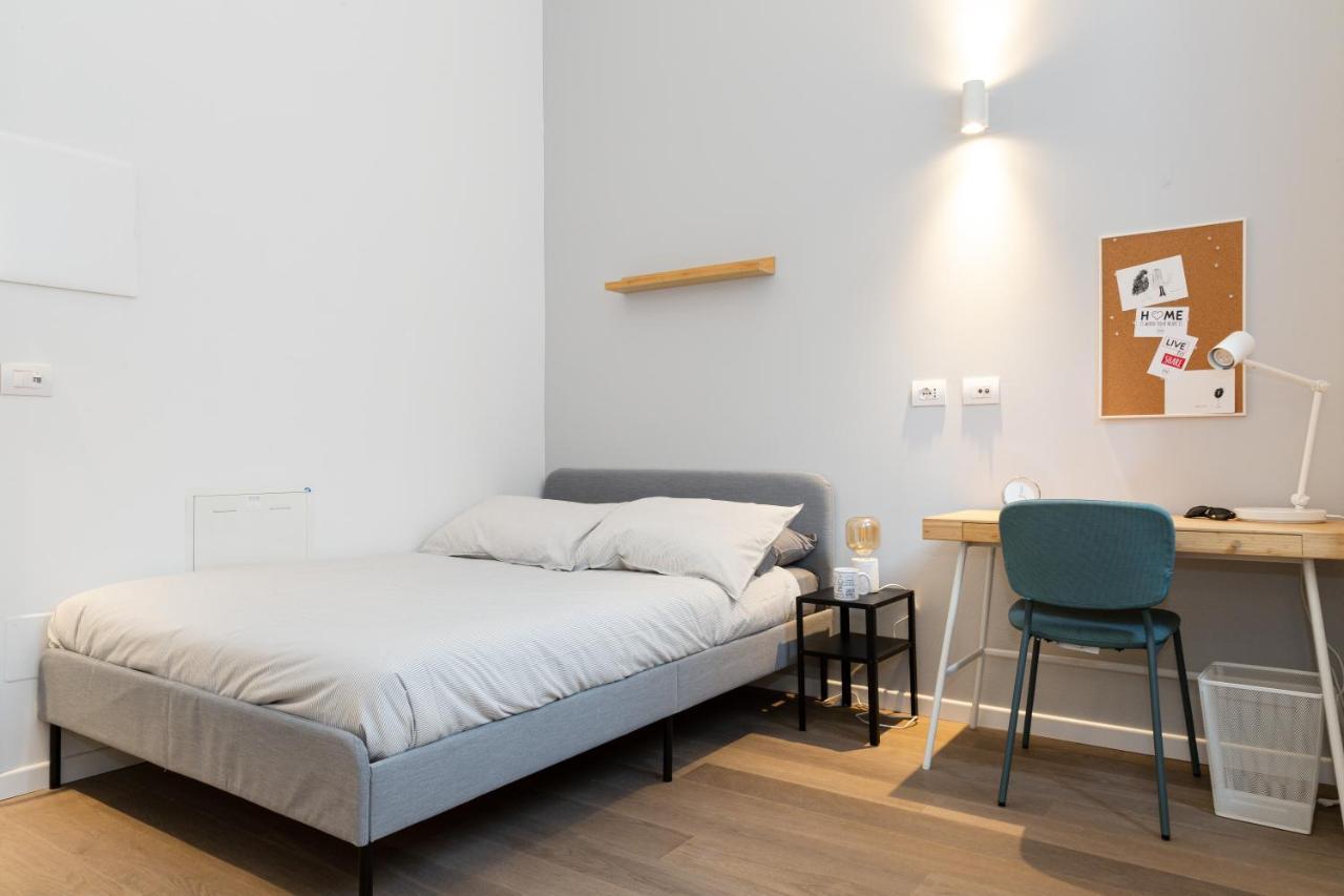 Joivy Contemporary Apartments In Historical Giambellino-Lorenteggio Милан Экстерьер фото