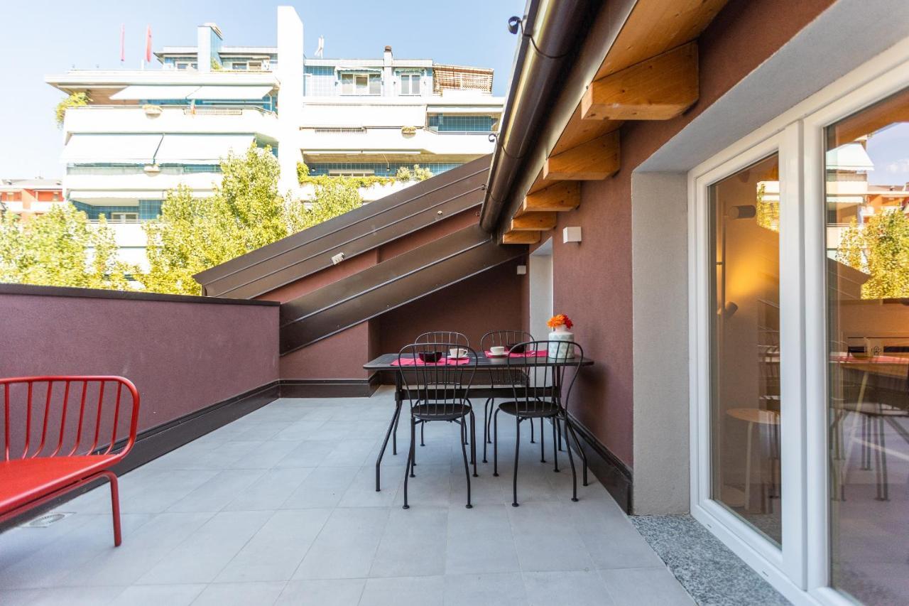Joivy Contemporary Apartments In Historical Giambellino-Lorenteggio Милан Экстерьер фото