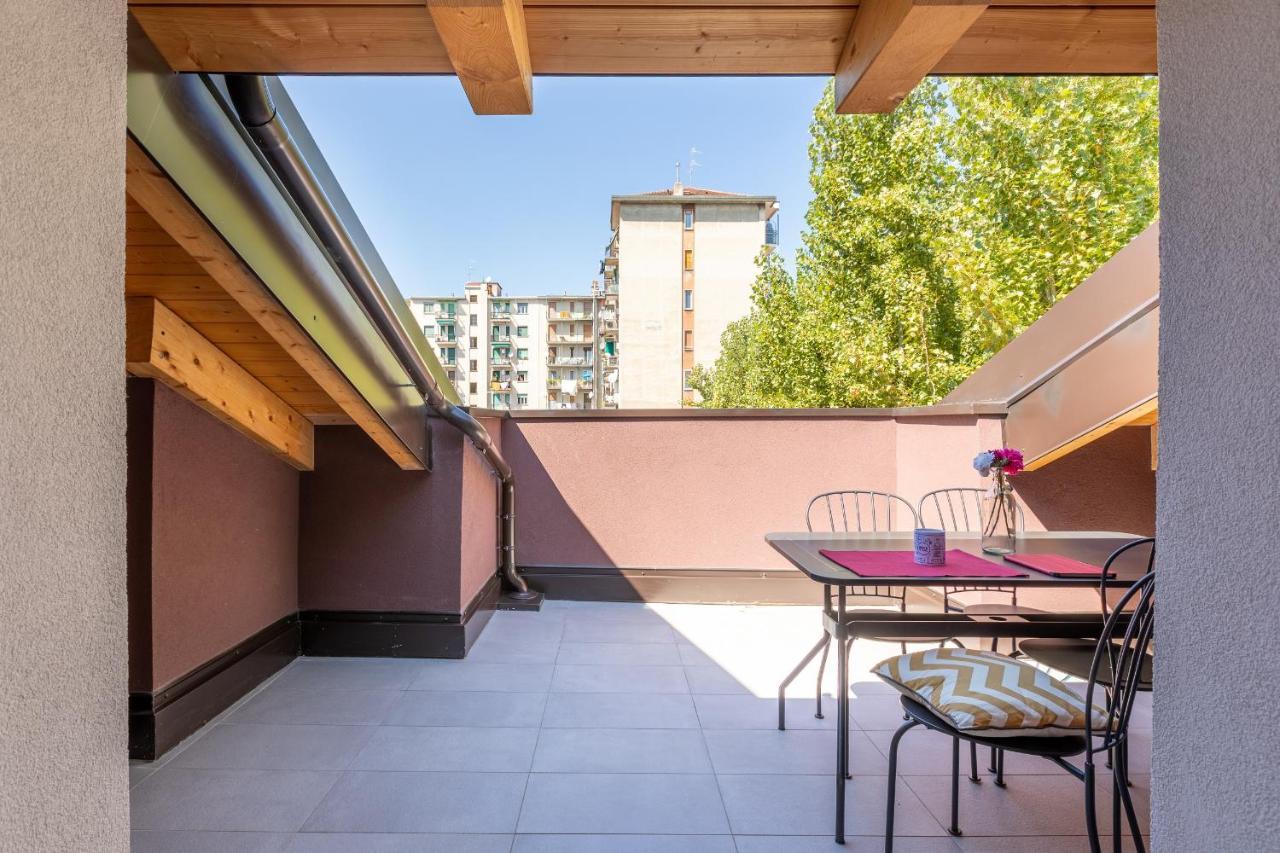 Joivy Contemporary Apartments In Historical Giambellino-Lorenteggio Милан Экстерьер фото