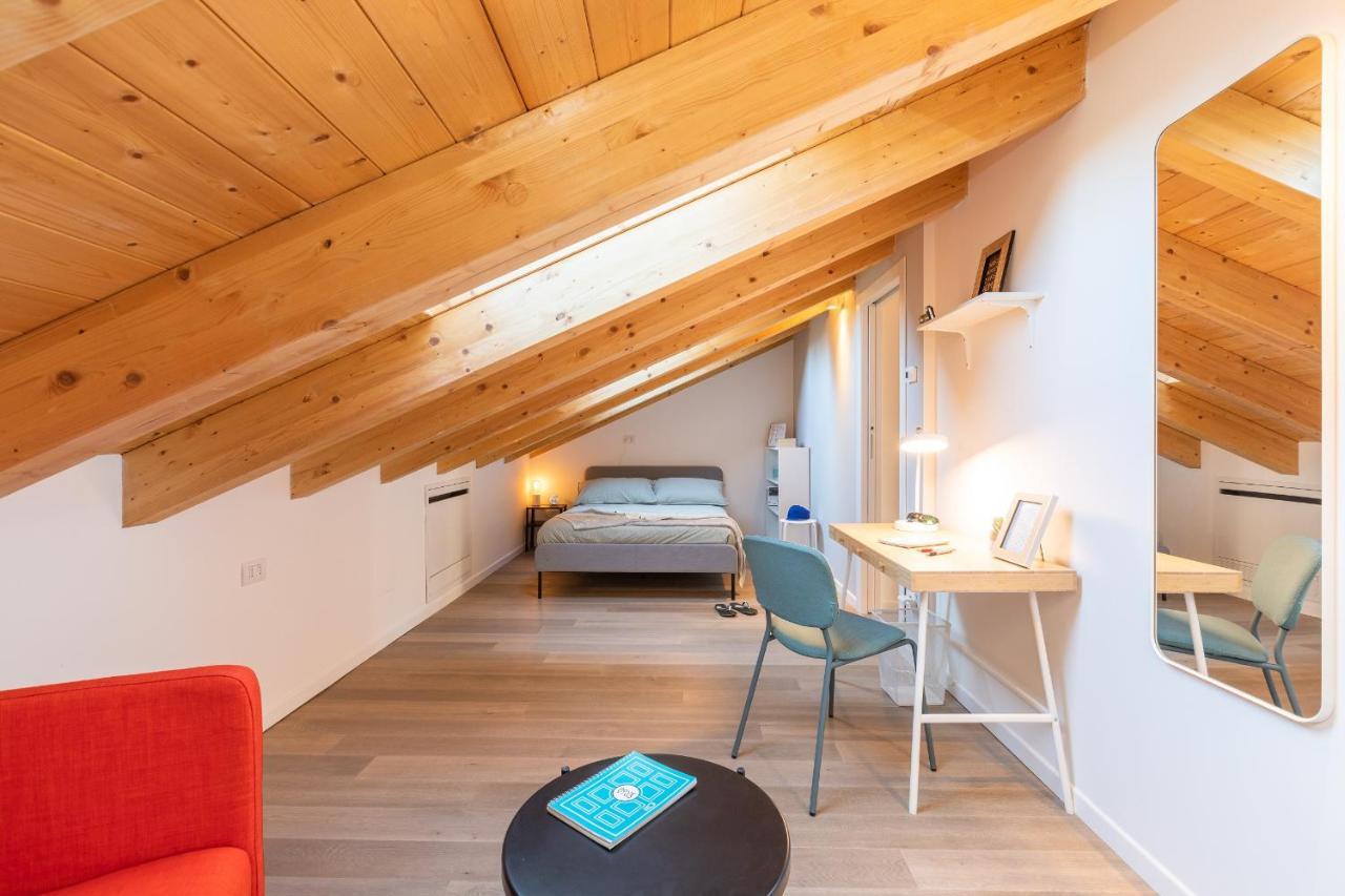 Joivy Contemporary Apartments In Historical Giambellino-Lorenteggio Милан Экстерьер фото