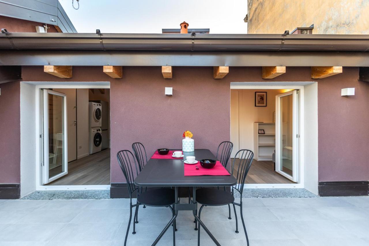 Joivy Contemporary Apartments In Historical Giambellino-Lorenteggio Милан Экстерьер фото