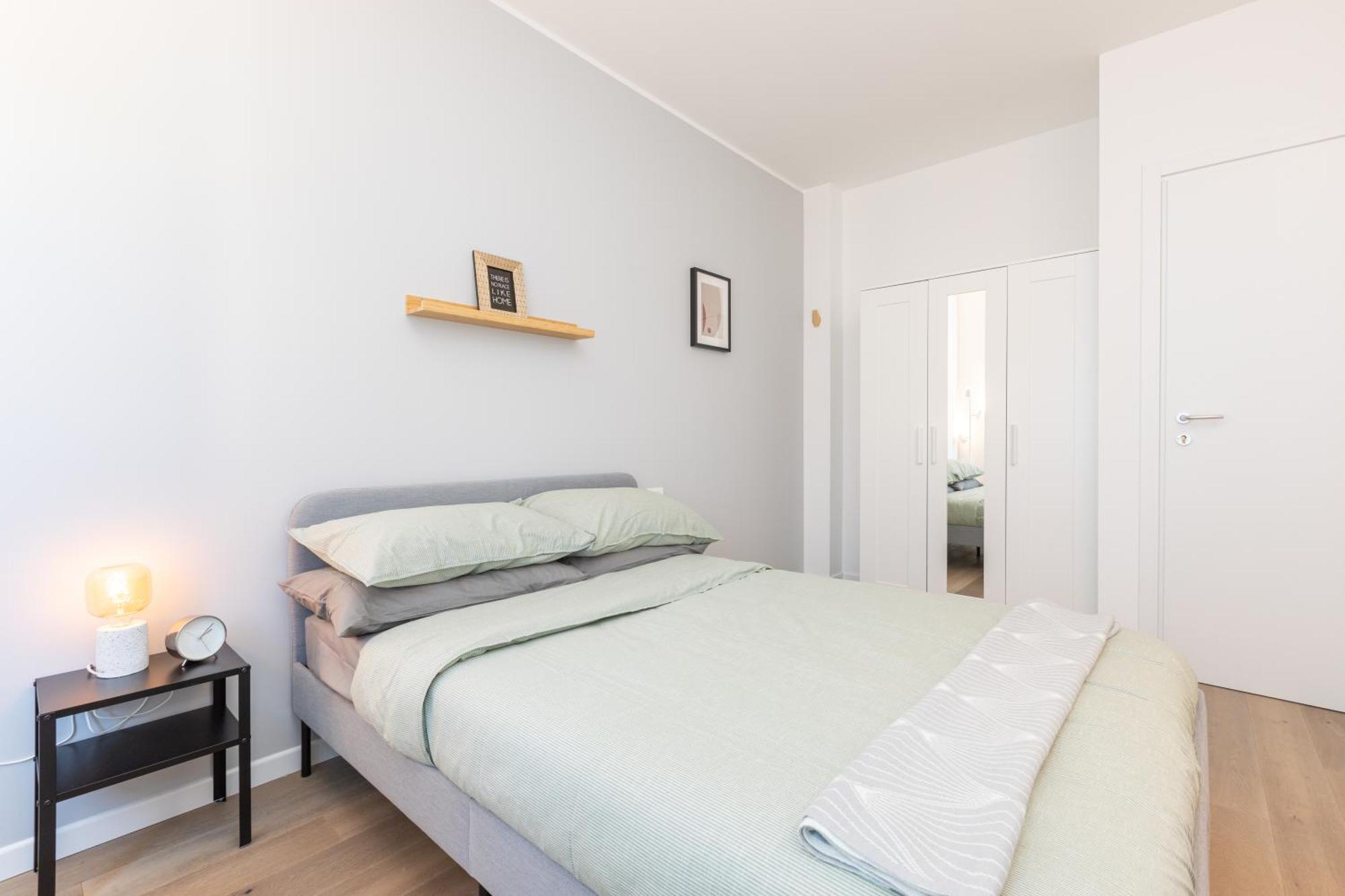 Joivy Contemporary Apartments In Historical Giambellino-Lorenteggio Милан Экстерьер фото